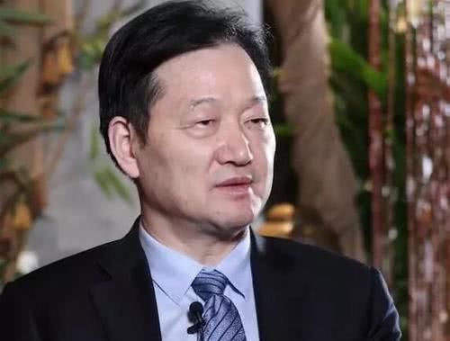  【陈生】2万月薪养猪？河南上市公司不差钱，给员工发奔驰200万