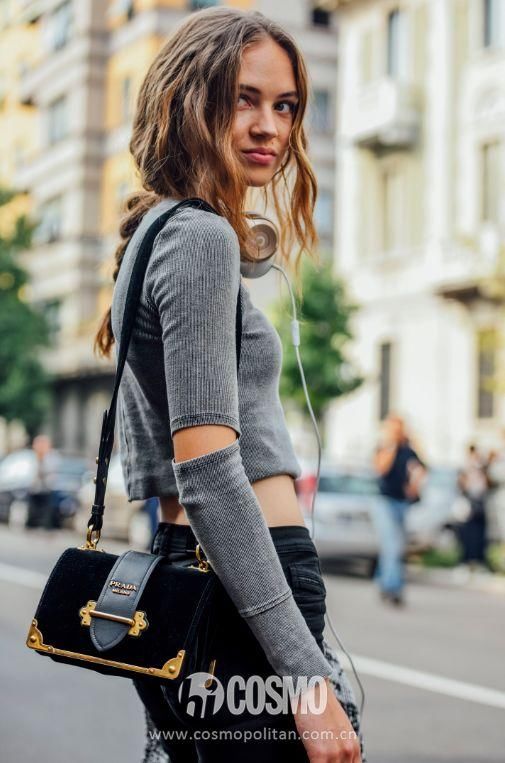 时髦办｜大雨哗哗下，我要给夏日高级冷色调打电话