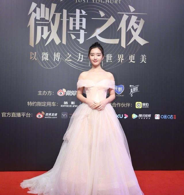 「 刘亦菲」吉娜宋茜PK小蛮腰,佟丽娅比刘亦菲还仙女,杨紫郑爽艳压baby