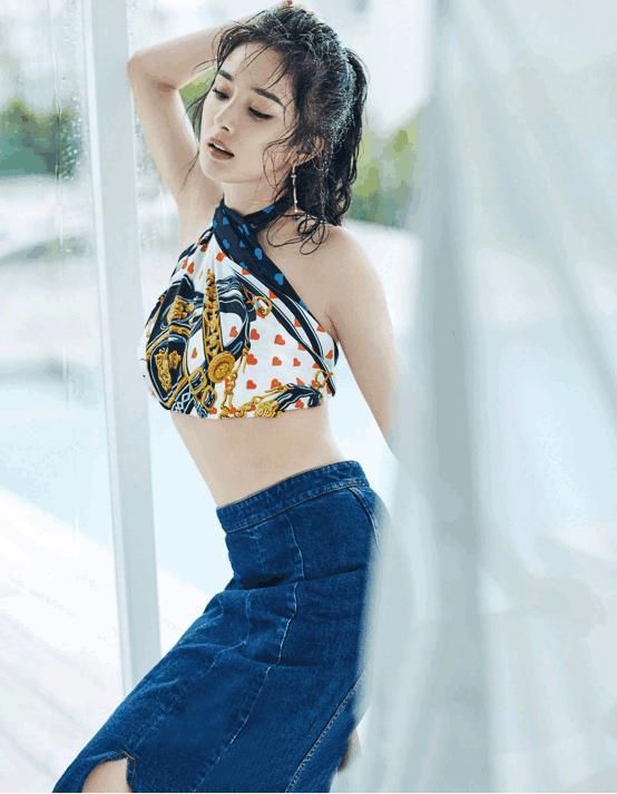 娱乐圈达到C杯以上的女星,不仅只有柳岩!还有性感迷人的她们