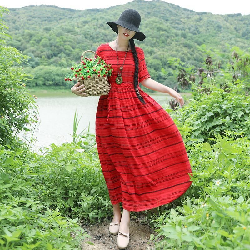 难以置信!现代女人都喜欢的棉麻裙，款款洋气显嫩，连背影都美爆