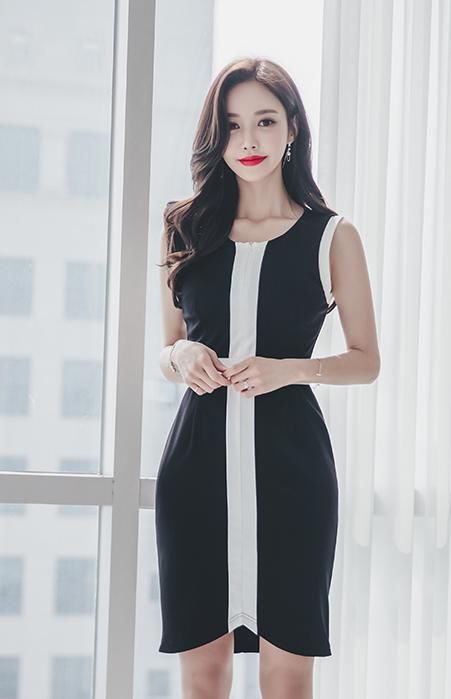 『设计』连衣裙：黑白颜色的搭配，最适合职场女神穿着