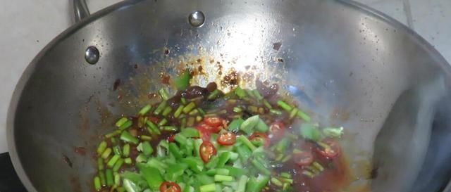  『我家』学会面条的做法，我家一周吃5次，面条劲道，真好吃