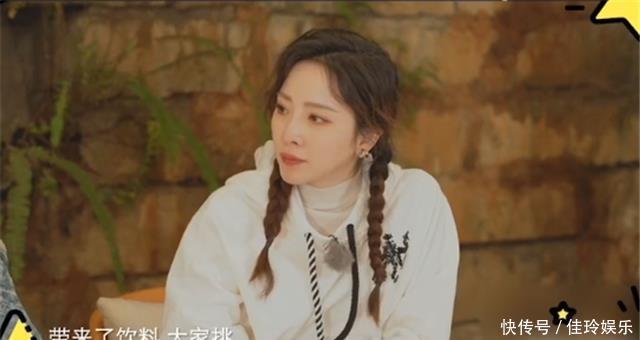 『思思』主持人康辉一本正经吐槽尼格买提,结果却被朱迅、李思思套路了