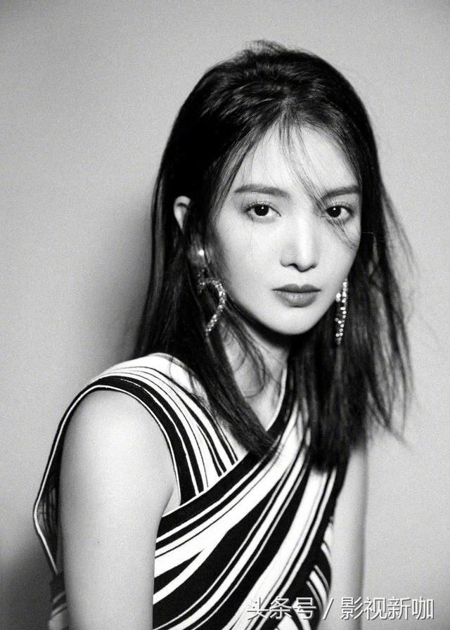 28岁金晨撞脸26岁娜扎输得很惨？网友：宅男杀手可不是白叫的