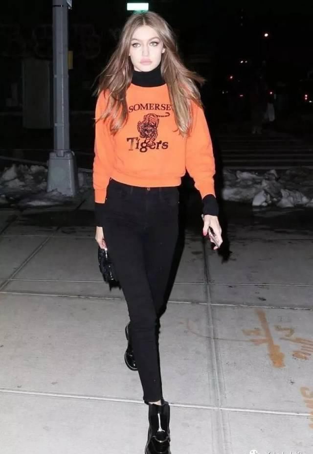  漂亮：时尚街拍示范性，这25套连帽卫衣穿衣搭配，究竟漂亮在哪儿？