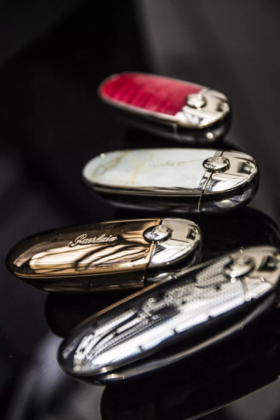 连卡戴珊、刘雯、邓文迪都只能打酱油!这究竟是什么?