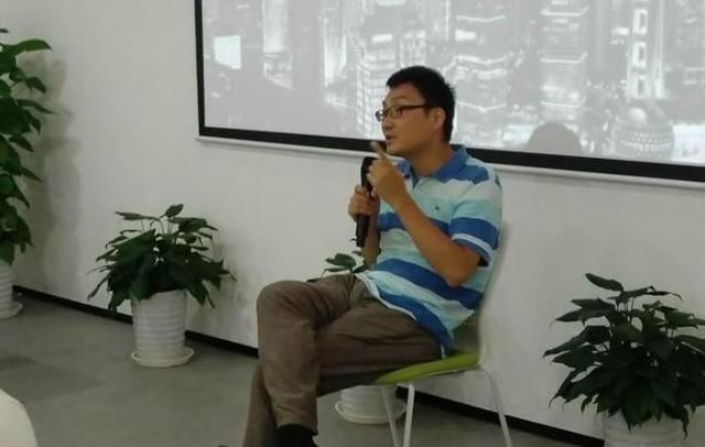 谤缠身、股价跌，拼多多喊冤：让3岁的企业承担一边倒负面不公平