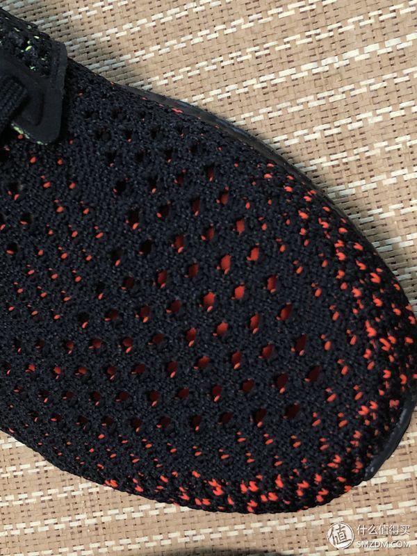 几款热门boost跑鞋展示