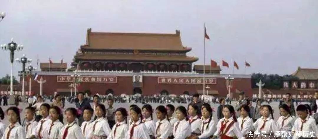  回忆@【童年记忆】充满回忆的80年度老照片，记录逝去的那个年代