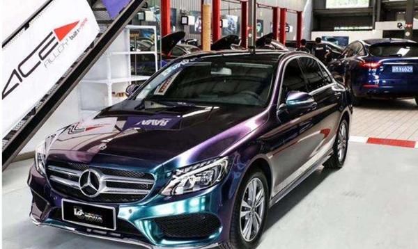 时尚圈大新闻：Herms和华为P20手机撞衫！