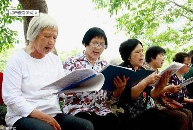  「养老金」女同志50岁退休养老金比较低，再缴费5年划算吗