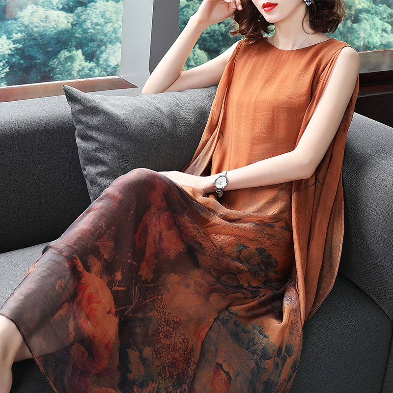 如今的女人都太大胆，若隐若现就出门，美到让人想入非非