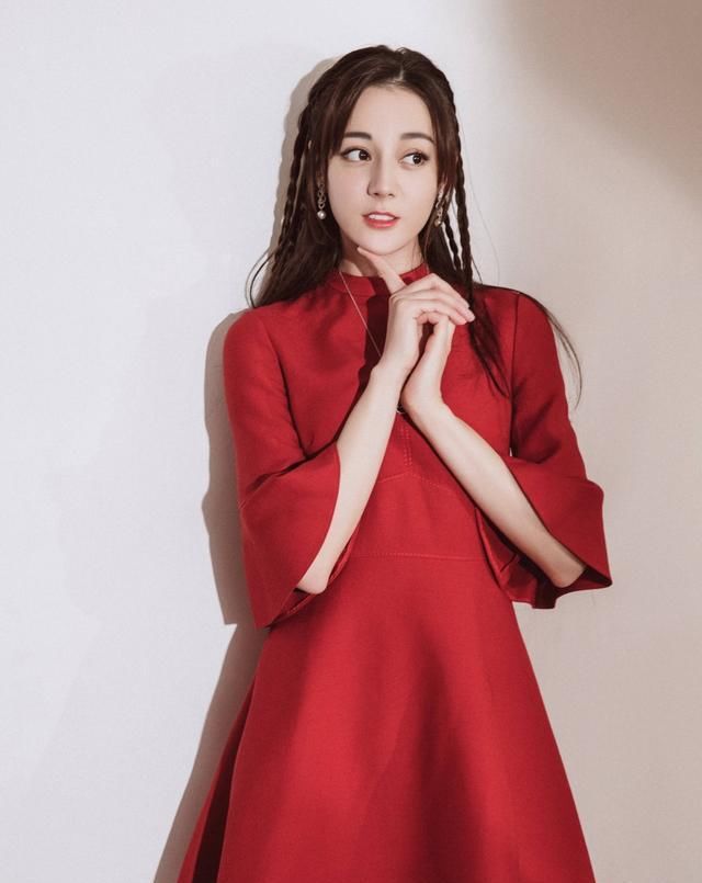  『不失』时尚博主教你通勤穿搭,把普通服装穿出高级感,个个有心机