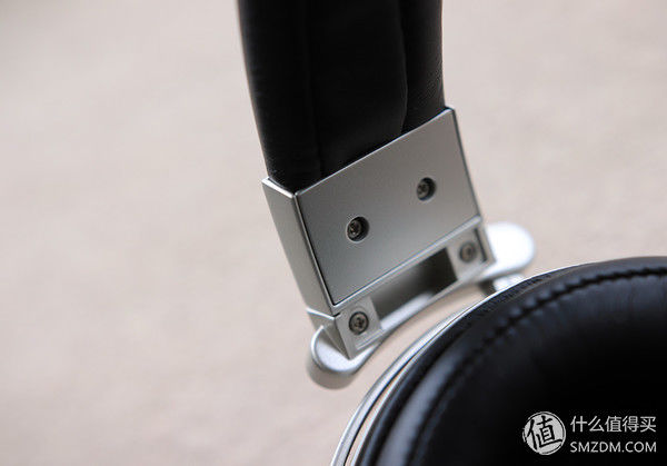 耳机界的伐木工 篇一:DENON 天龙 D7000木碗耳机评测