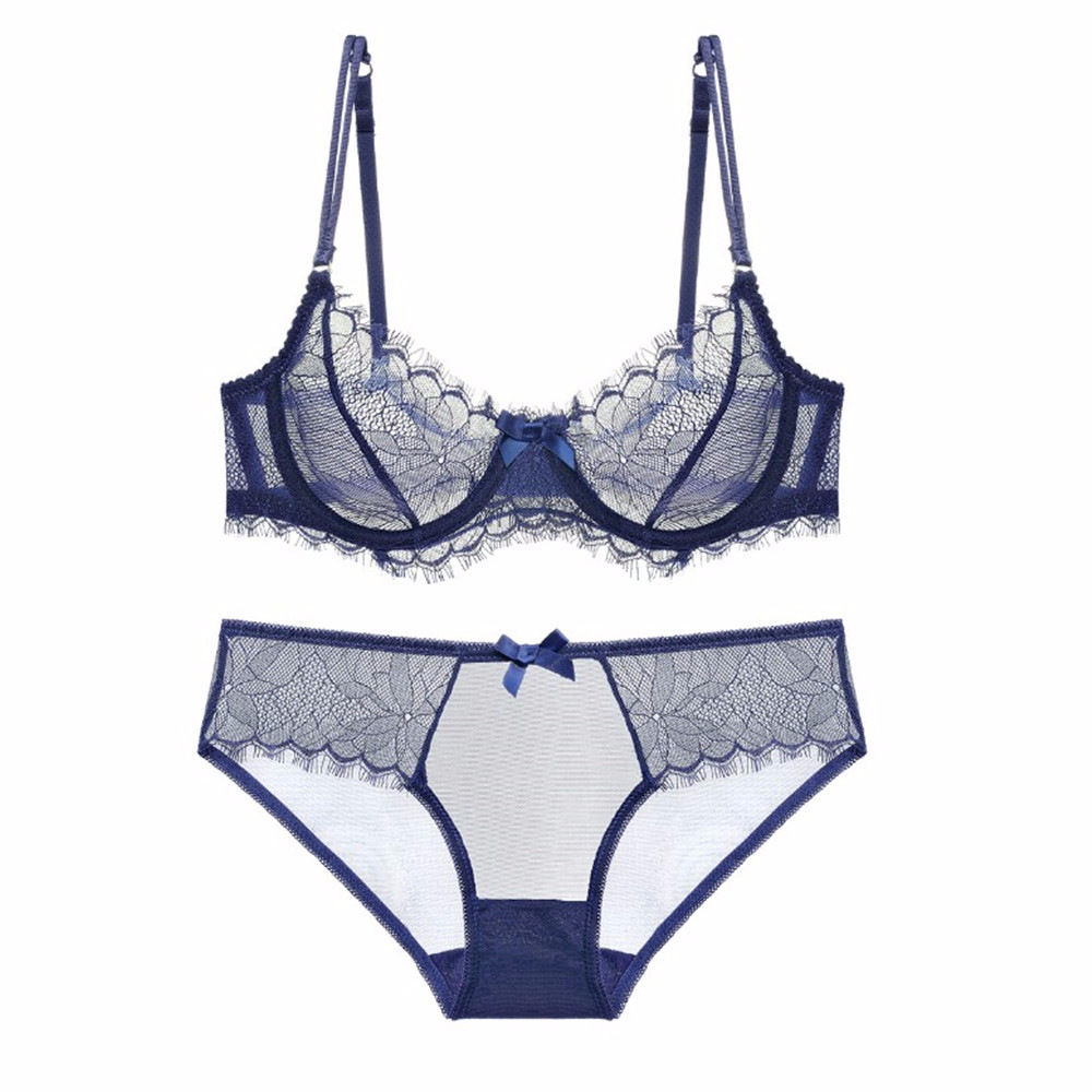 隐形文胸不算什么了!如今还有更夸张的,女人味爆棚特迷人