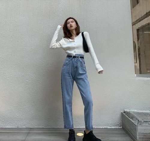  『女人味』春季最美大换装，10套时尚的搭配方法，温柔又有女人味