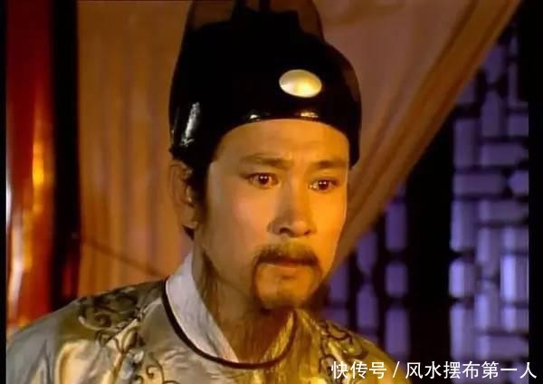  『专宠』贾政专宠赵姨娘的背后，无关乎利益，只是一场爱情！
