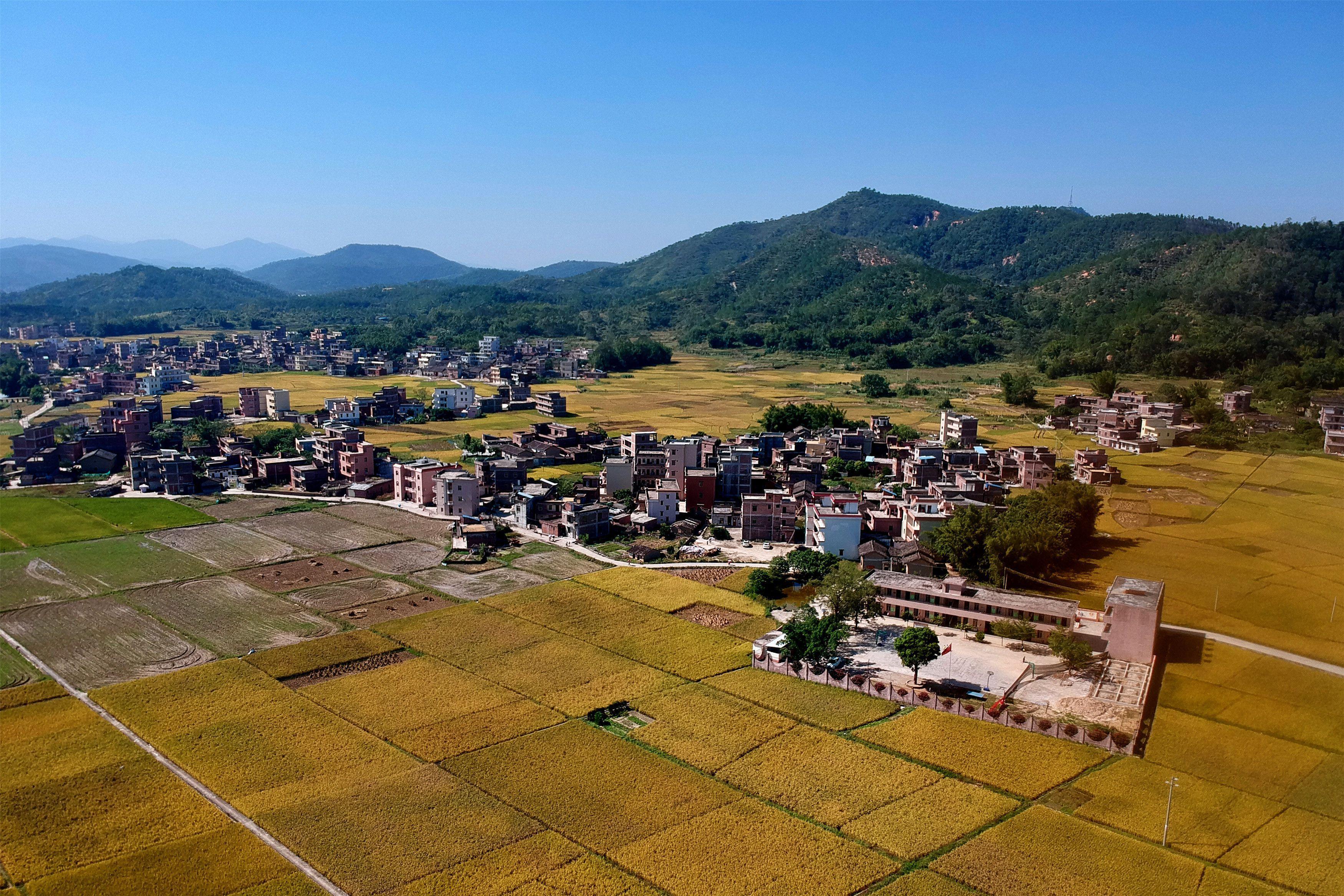 广东最委屈的城市，拥有高铁和飞机，但经济仍是全省倒数