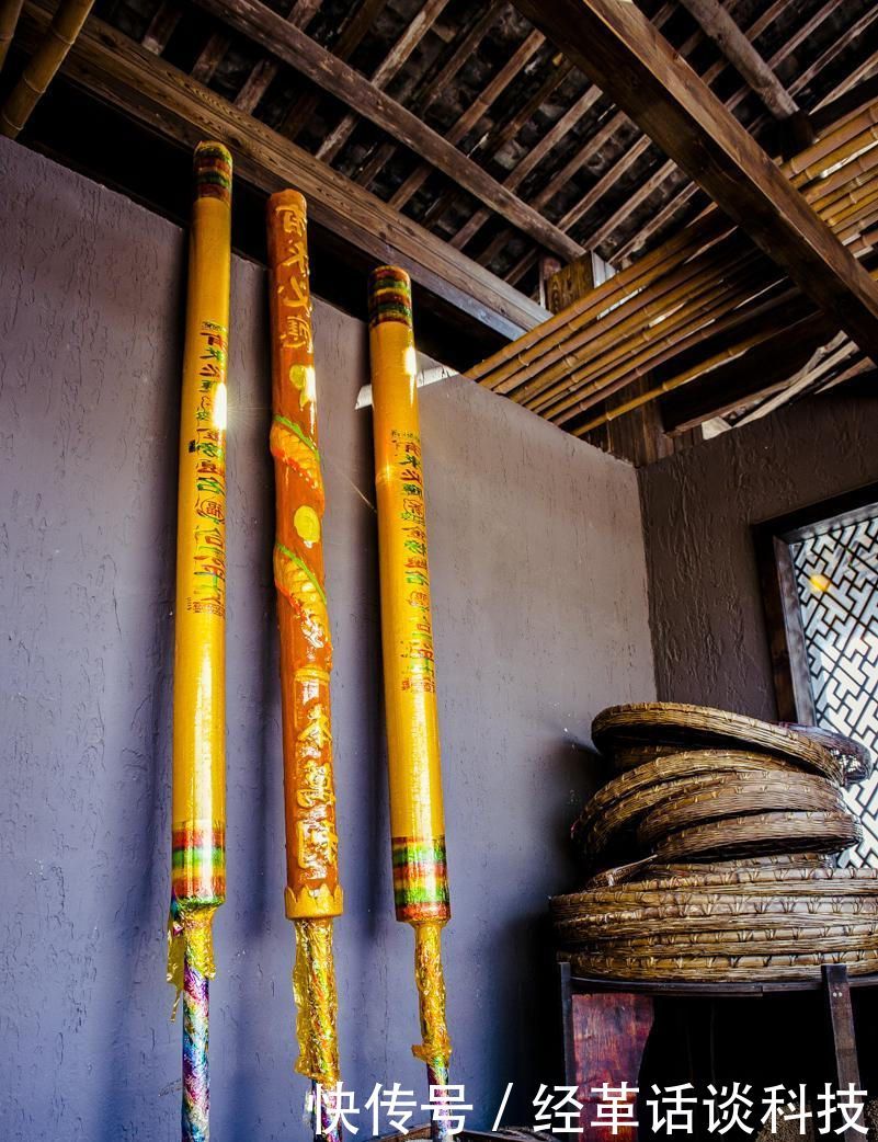 【制香工人】自驾游闽南,探访“中国第一香都”,目及之处,满眼“血色”!