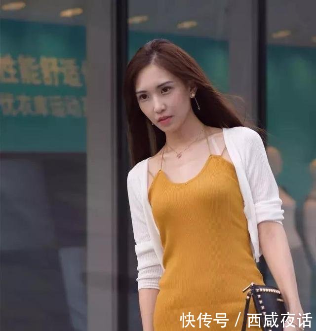 幸福中国街拍好身材短裙大美腿气质长发美女