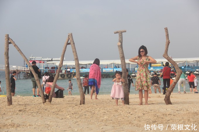 因大海到三亚，爱上大海