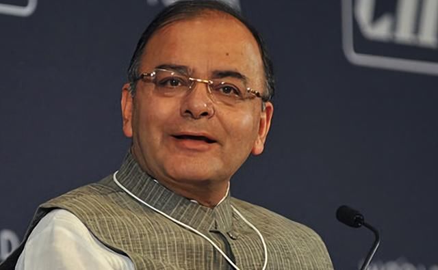 印度人傲娇的问中国游客：我们家家都有摩托车，中国能做到吗？