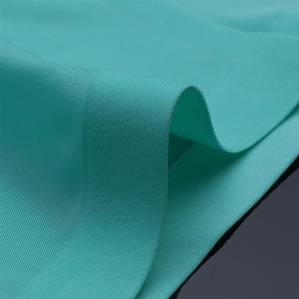 三角裤厂完蛋了!如今流行“0角呼吸Y裤”，冰透得劲忒男人