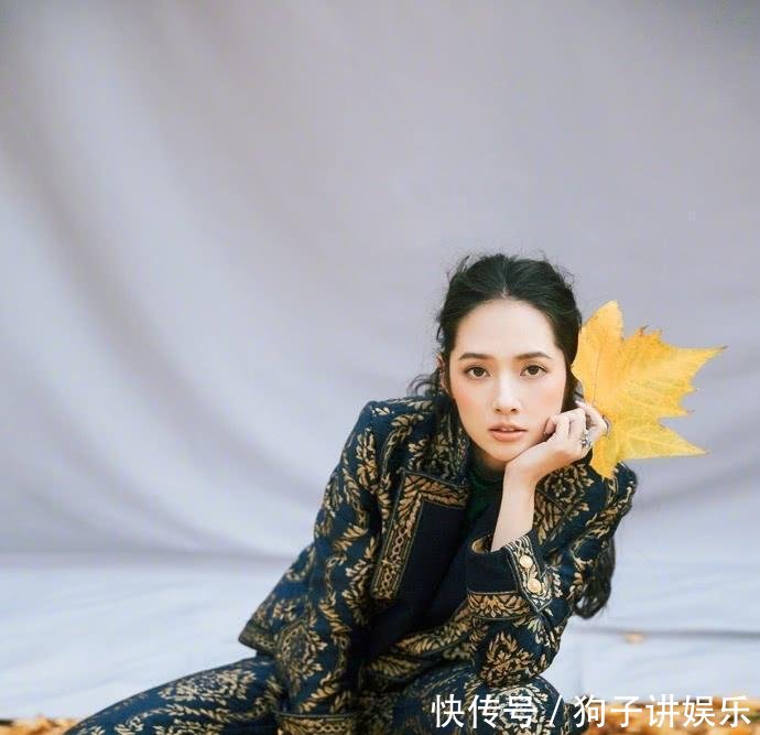 郭碧婷不过是烫了个卷发, 不仅少女感没了, 大妈味都跑出来了!