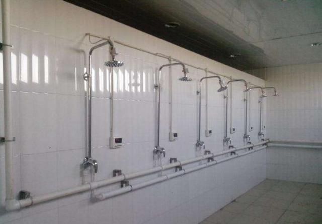  北方人@为何南方人嫌弃北方人不洗澡，北方人好奇南方人不搓澡？