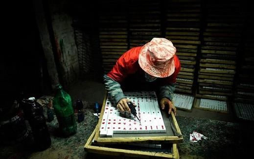 原来麻将都是这样制作的，大开眼界