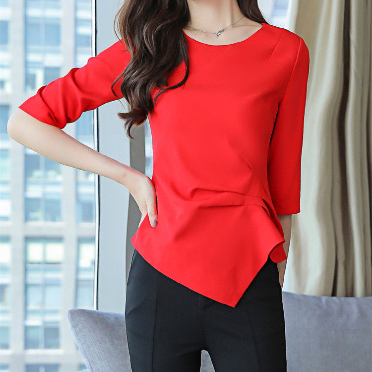 入秋了，老婆把连衣裙全扔了，买了5件秋套装，娇艳嫩美又显瘦