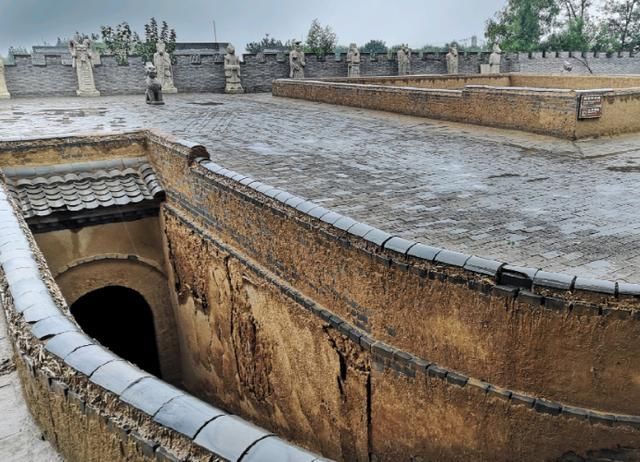  地下@中国最“奇特”的村庄，村民生活在地下，房间冬暖夏凉