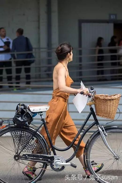 今年这样穿裙子美得太过份！