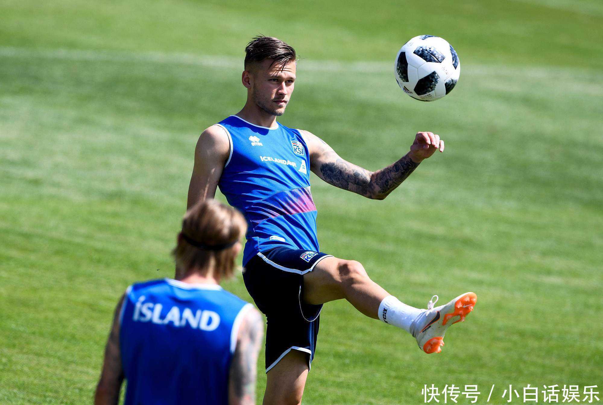 别看冰岛地少人稀,足球强大是有原因的