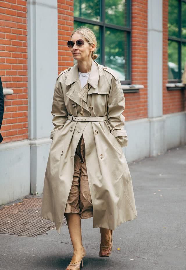 传统意义:穿搭:各大品牌都在比什么?当然是谁的链子更粗!