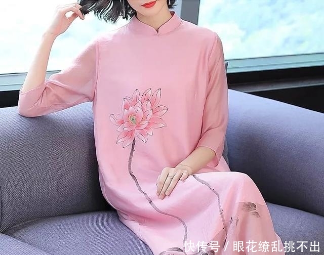  【适合】适合微胖女人穿的连衣裙，五一出游特别仙