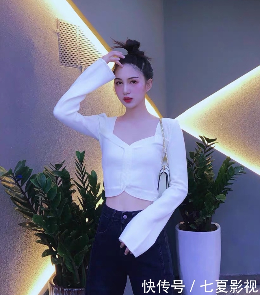  『女人味』怎么穿出好身材？春日街拍女神实力示范，优雅又有女人味