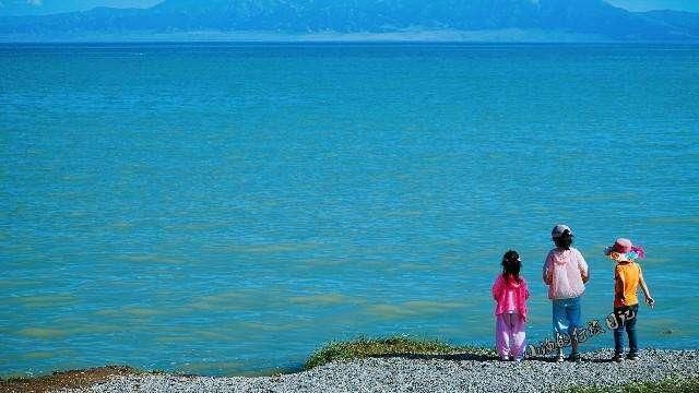 新疆最大的湖泊:面积是70个西湖，必须坐车游览，仍在年年变大