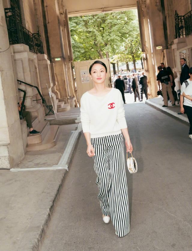 近朱者赤，周迅爱上窦氏风格，曾经的Chanel女孩，如今变大仙儿