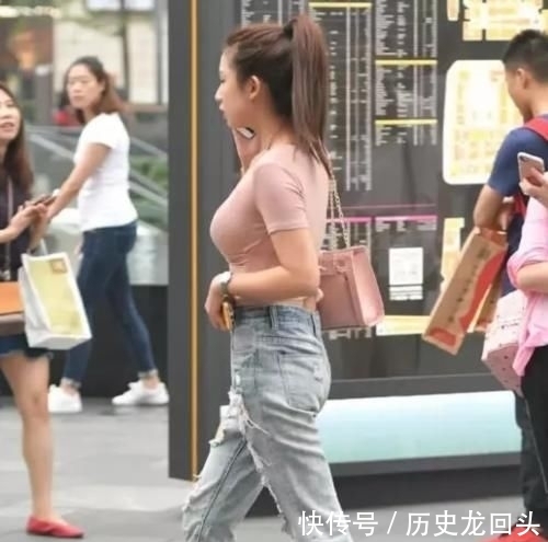  [女人]年轻辣妈“乞丐裤”穿搭，时髦有范，尽显女人独特魅力！