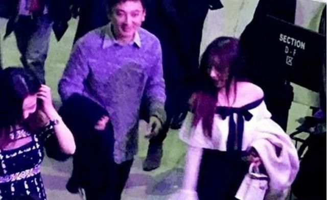 王思聪关晓彤事件升级 网友：这回应更像煞有其事