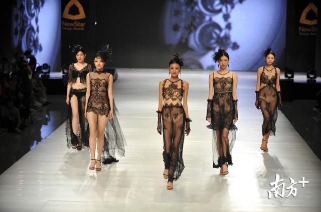 图集|超模大长腿小蛮腰全在这，佛山“维密秀”惊艳开show!