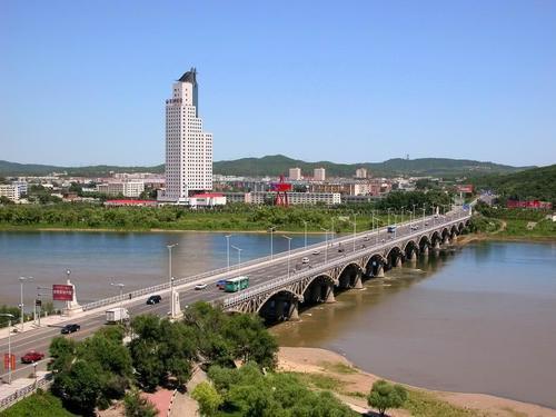 云南面积最大的城市，人口总量仅261万人，却比两个丽江还要大