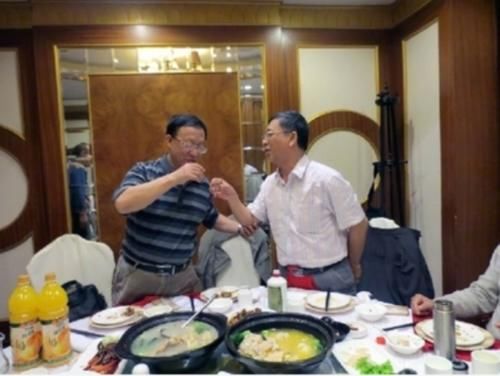  『技巧』饮酒最好不要太随便，学会5个常识技巧才是王道，掌握住吃不了亏