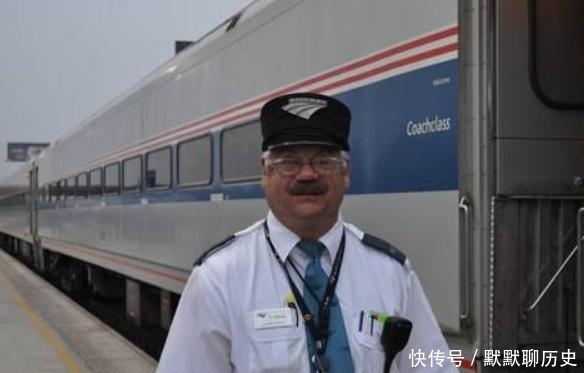 美国为何不修高铁？看看美国的火车，再看我国高铁，这就是差距