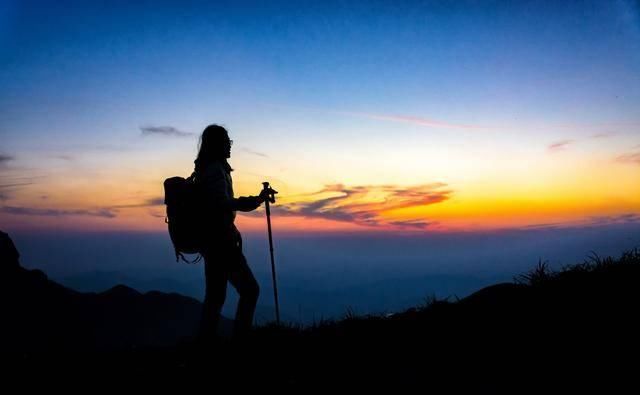 中国人最喜欢的10种旅游方式，被外媒称为中国式旅游，你中招了吗