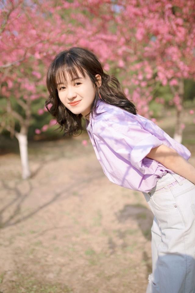 郑合惠子一改甜美可人形象变身文艺女青年，网友：还我“颜末”！