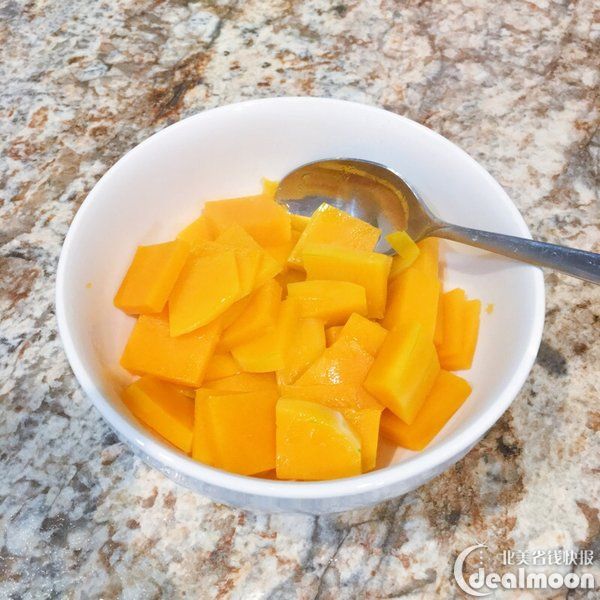 南瓜甜品DIY| 巨好喝的椰汁南瓜西米露&amp;香甜软糯的椰丝南瓜牛奶小方