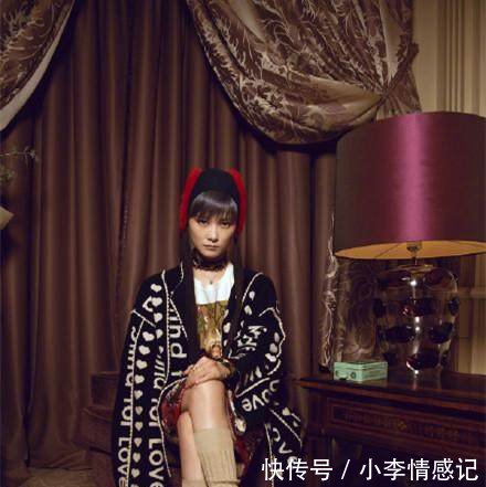 李宇春和唐艺昕同穿长筒袜,一个惊艳了米兰,一个却穿成灾难